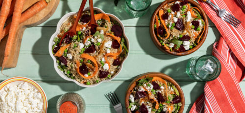 Tazón de zanahoria rallada y quinoa